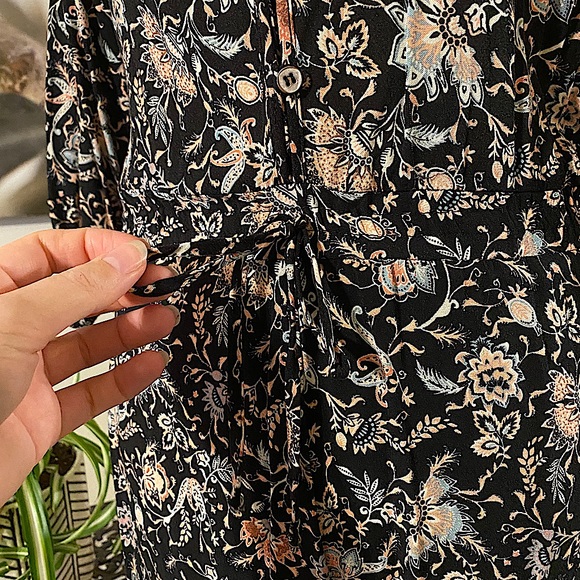 MOSSIMO SUPPLY CO • Floral Paisley Romper - Picture 7 of 10